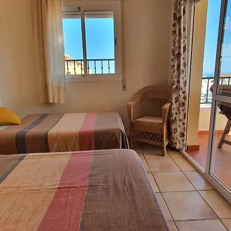 Carabeo 2000 2.3 Apartment Nerja