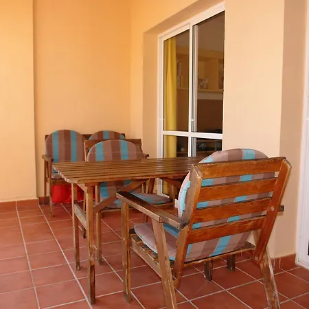 Carabeo 2000 2.3 Apartment *
